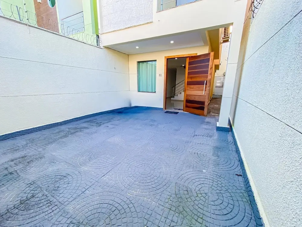 Casa com 2 suítes praia de Taperapuã