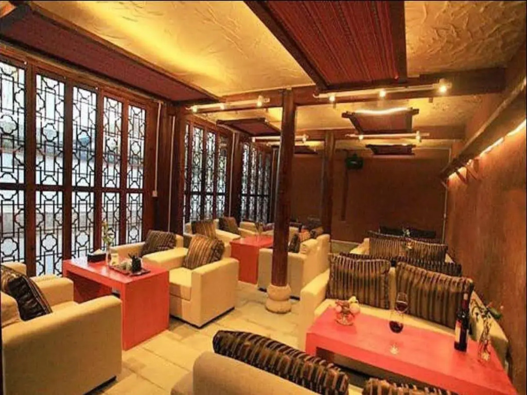 Lijiang Scenic Vacation Hotel
