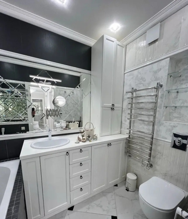 Designer Apartments near Dana Mall
