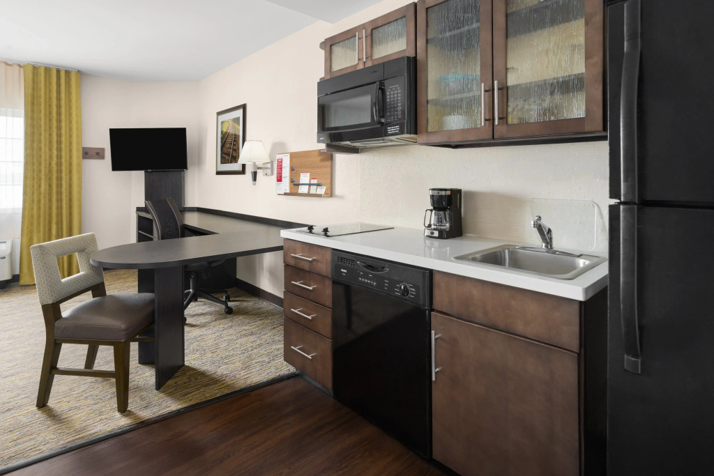 Candlewood Suites Norfolk Airport by IHG