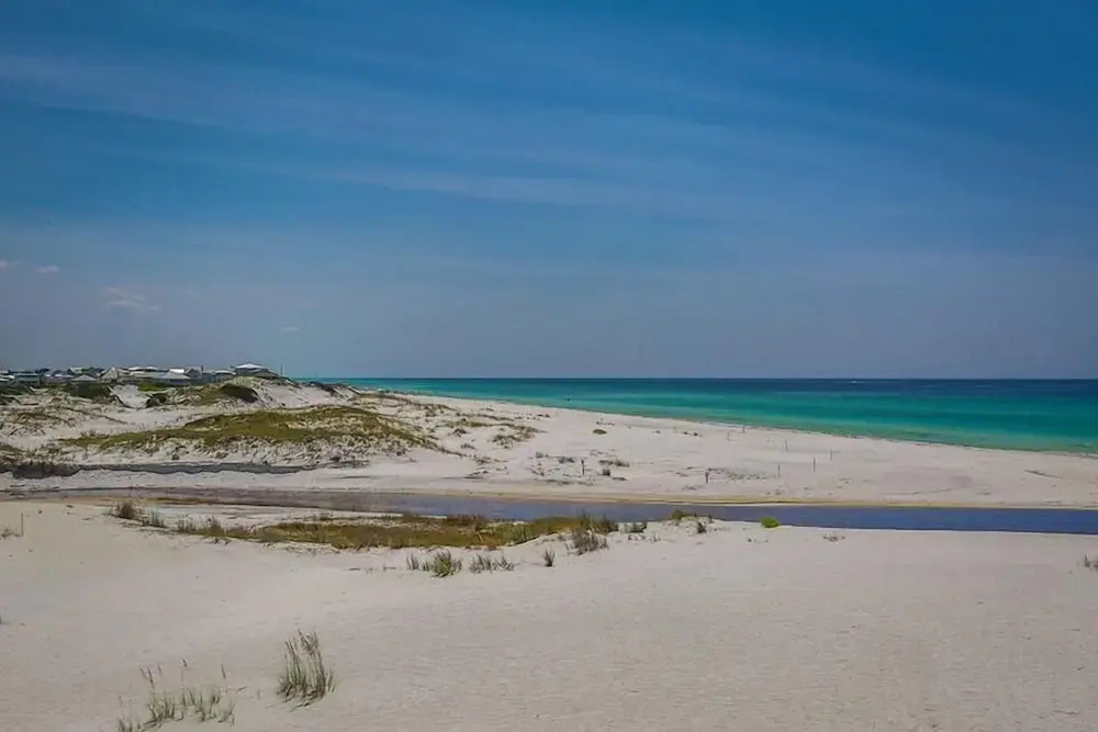 Storks Nest 6 Bedroom Holiday Home by Five Star Properties