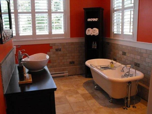 Bailey House Inn - Georgian Waterfront Retreat
