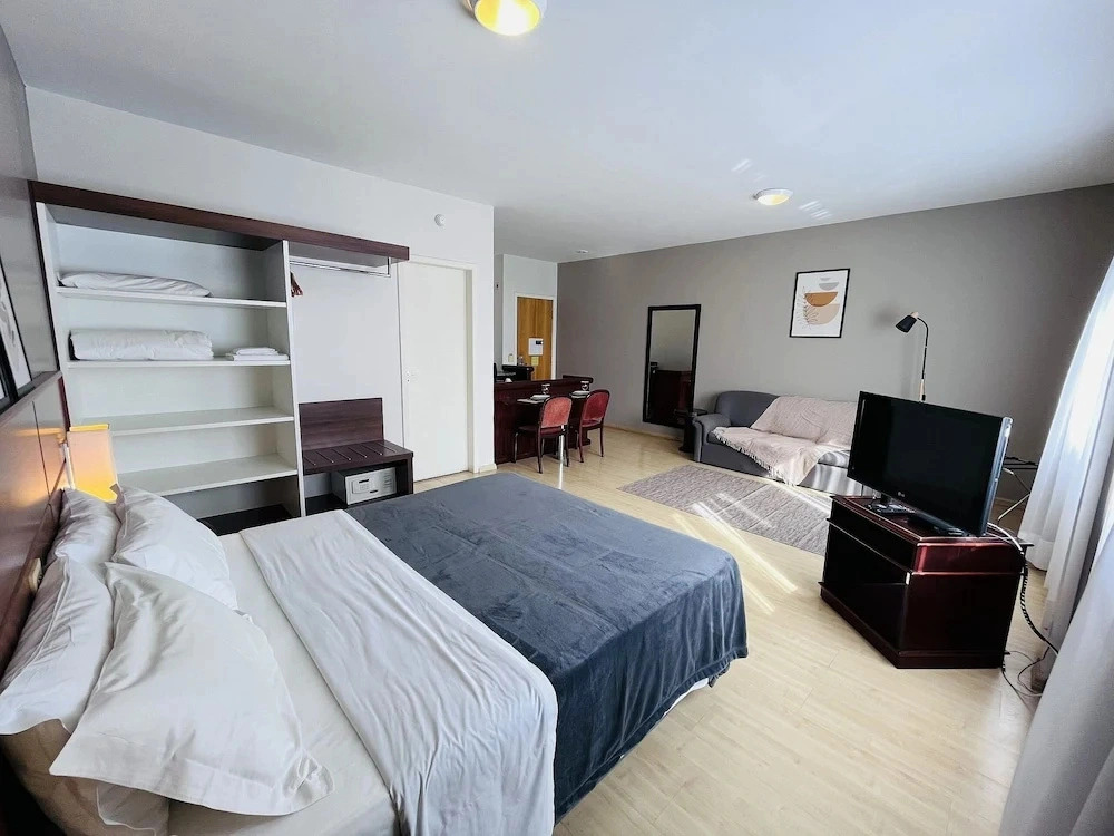 Apartment 604