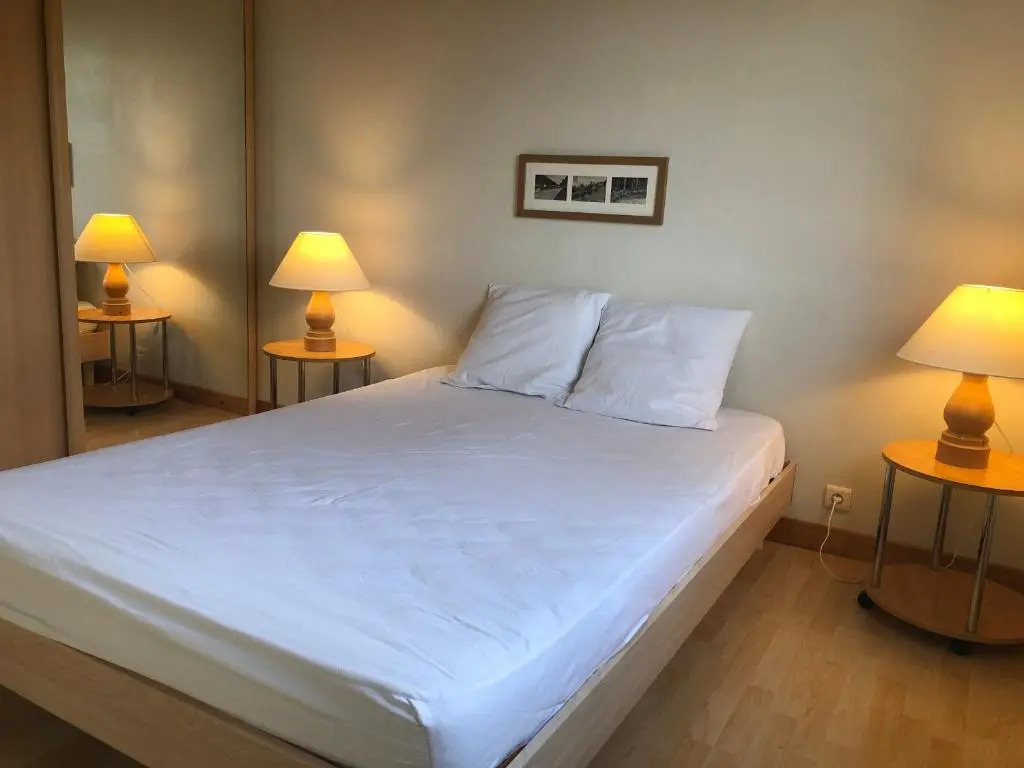 Chalet spacieux avec balcon, WiFi gratuit, proche lac et station de ski - FR-1-589-140