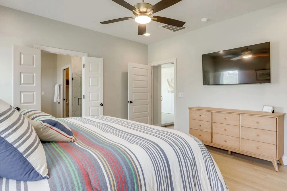 Steps From the Water! Grand Lake Getaway w/ Patio