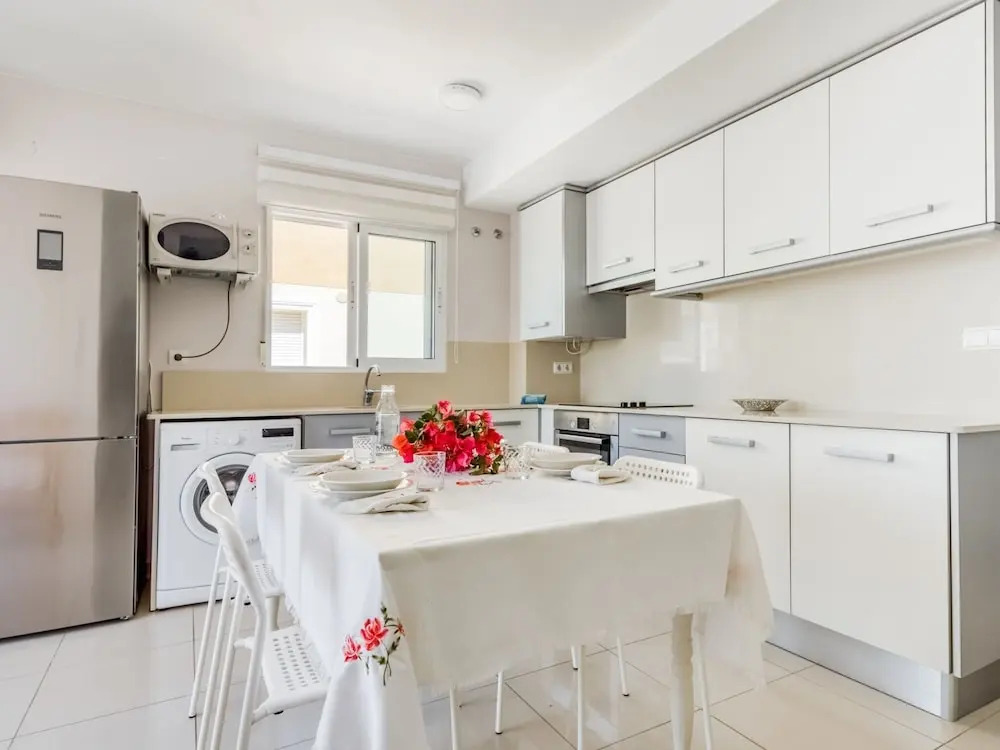 Spacious Holiday Home in Oliva With Swimming Pool
