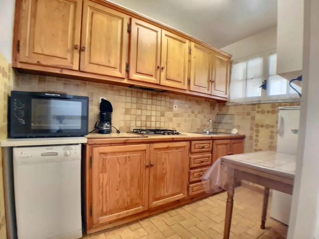 Appartement Saintes-Maries-de-la-Mer, 2 pièces, 6 personnes - FR-1-475-23