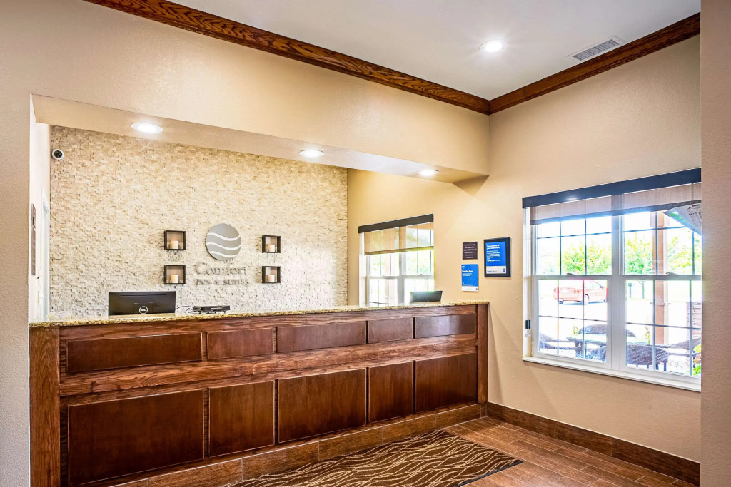 Comfort Inn & Suites Independence