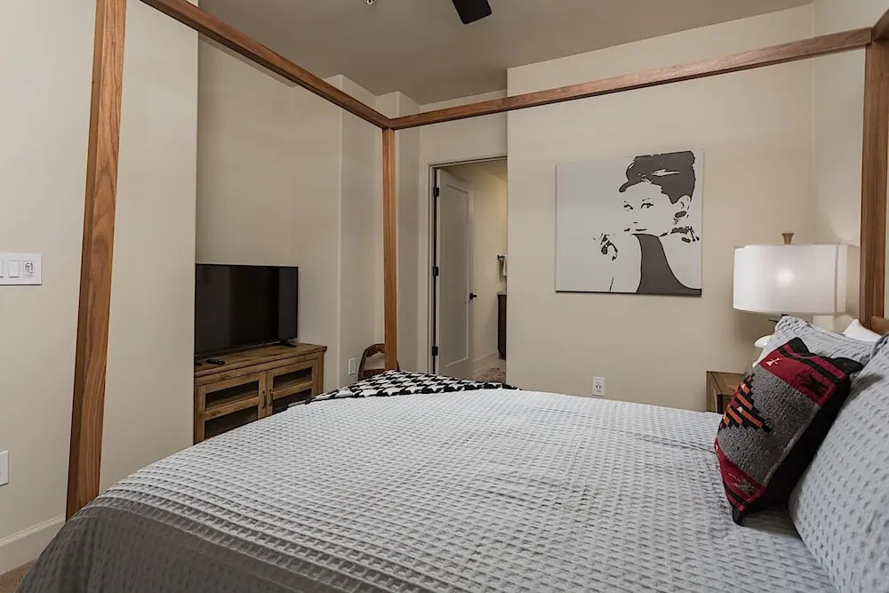 Mccormick Ranch Retreat 3 BR by Casago