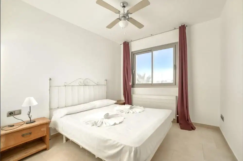 Villa - 5 Bedrooms with Pool and WiFi - 104980