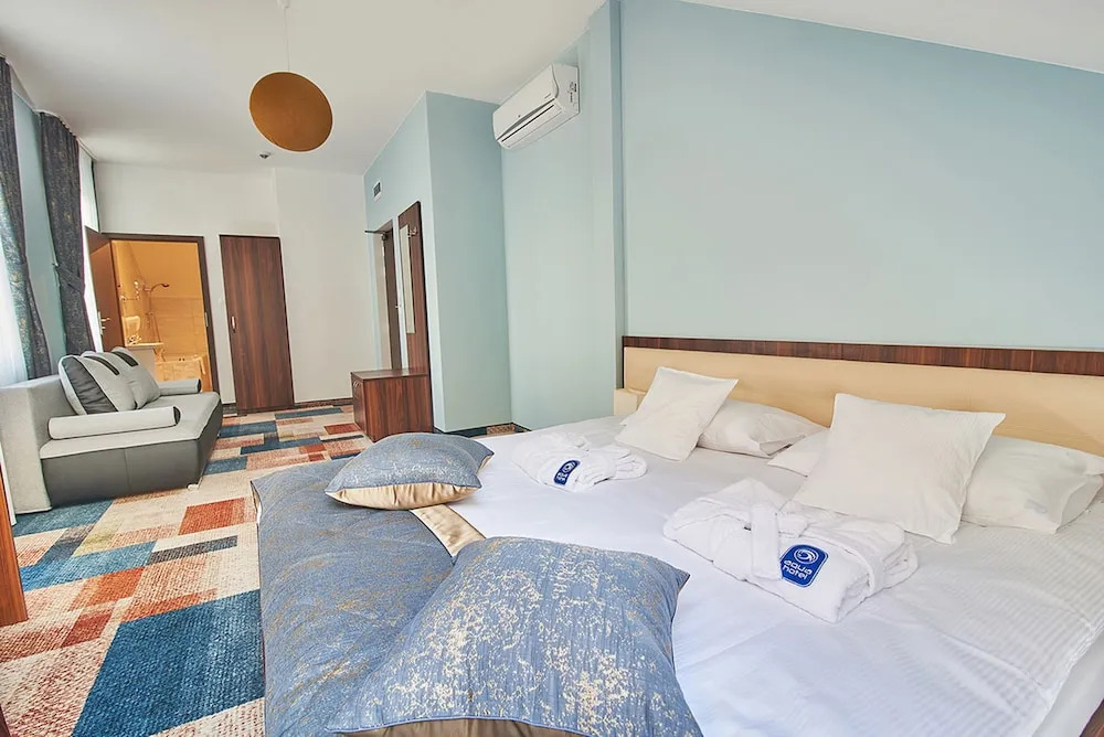 Aqua Hotel