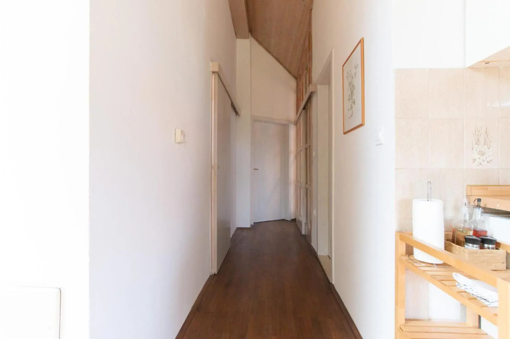 Bivalvia Apartments