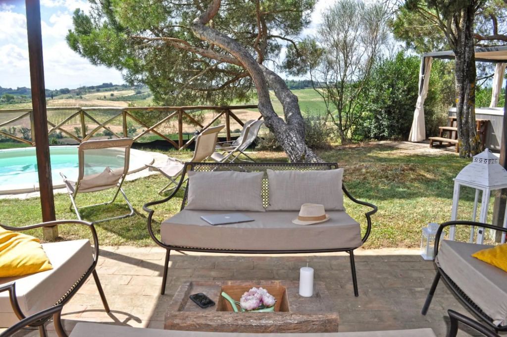 Beautiful villa with private pool immersed in the Tuscan countryside-Capanna al Lago