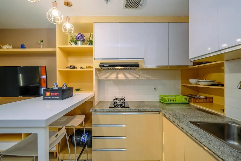Modern and Spacious Studio with City View @ Grand Kamala Lagoon Apartment