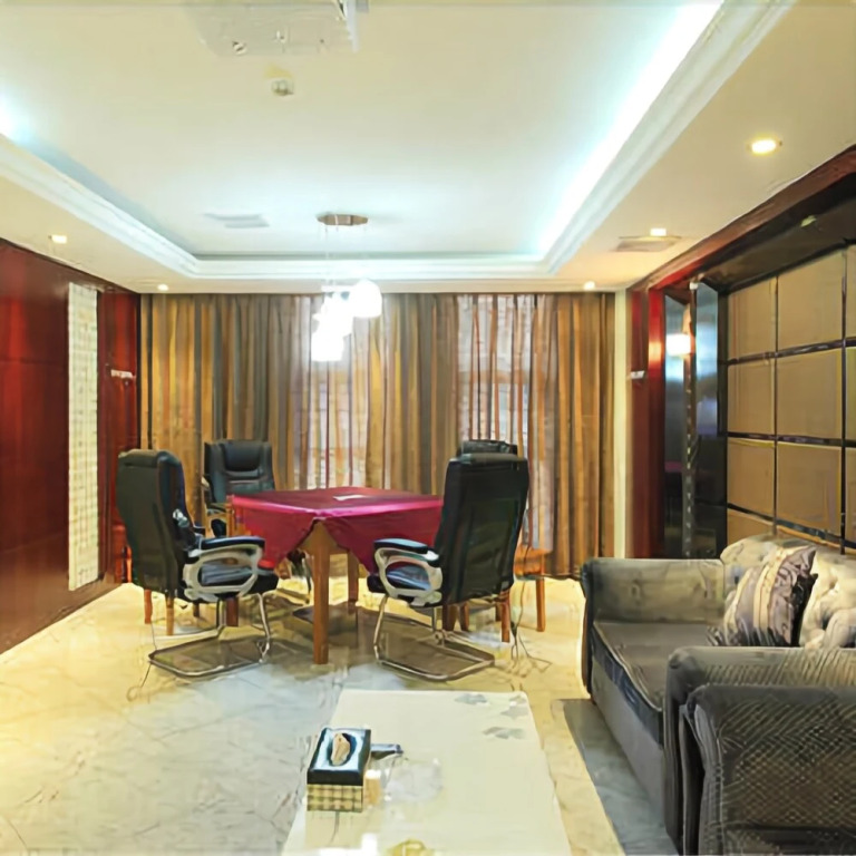 Changsha Guotian Garden Hotel (Huangtuling Subway Station)