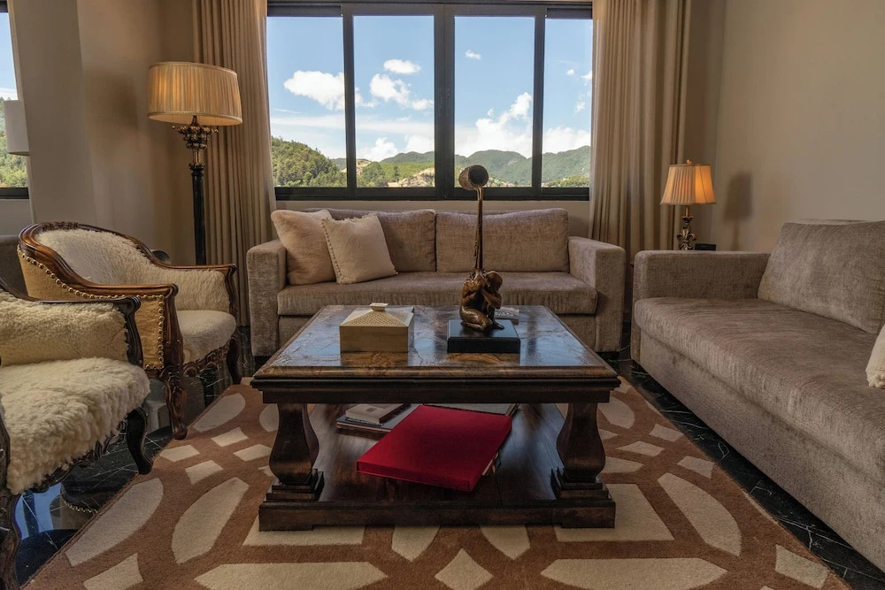 Hotel Plaza 79