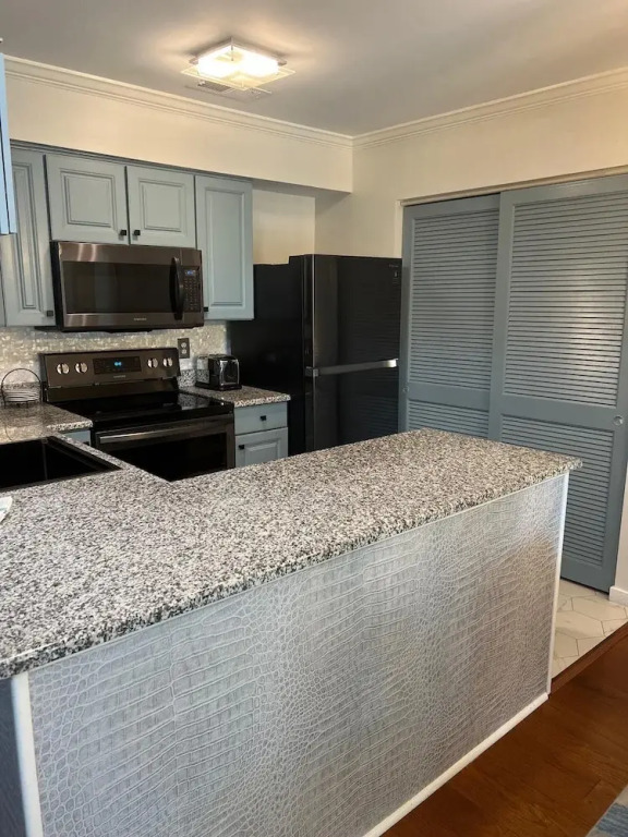 1622 Live oak Park