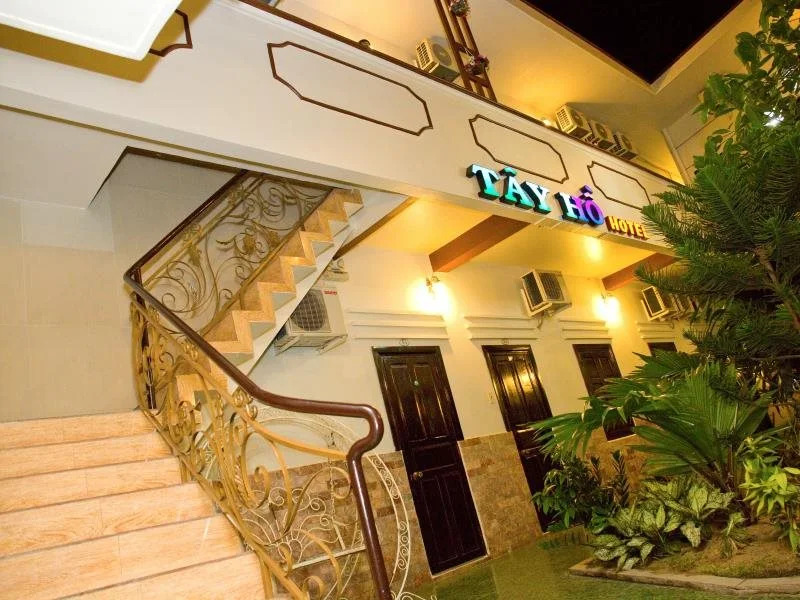 Tay Ho Hotel