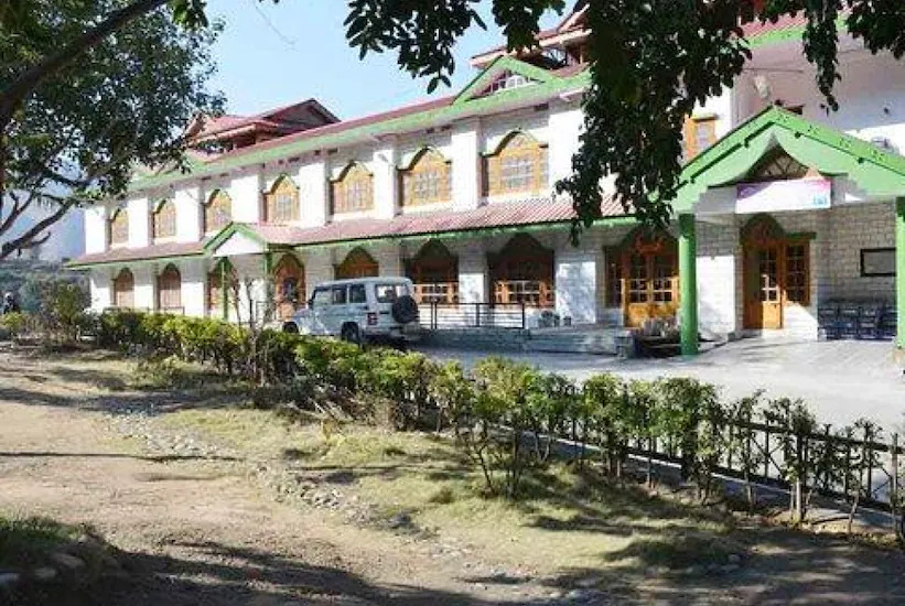 Hotel Atul Regency