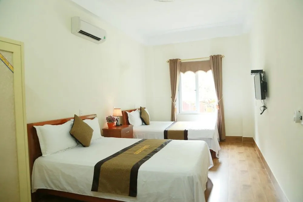 Gold Plus Hotel