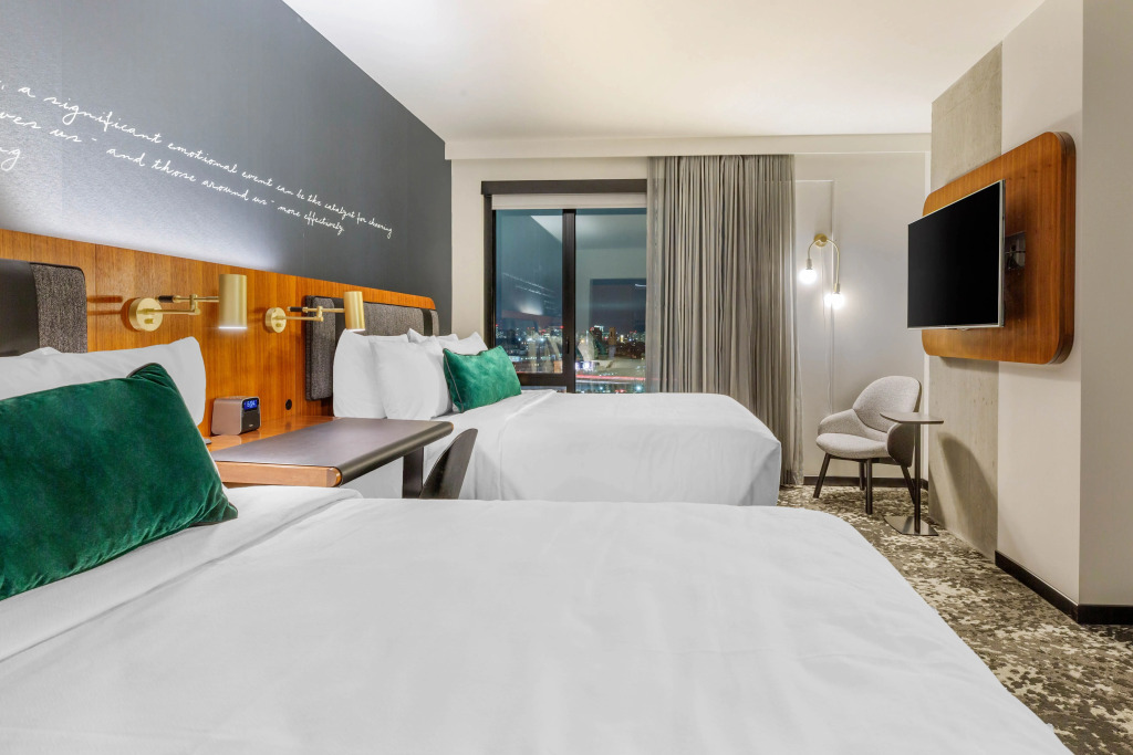 Cambria Hotel Boston Downtown - Seaport
