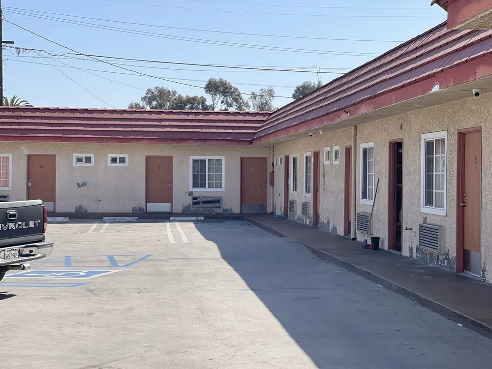Twenty-First Century Inn