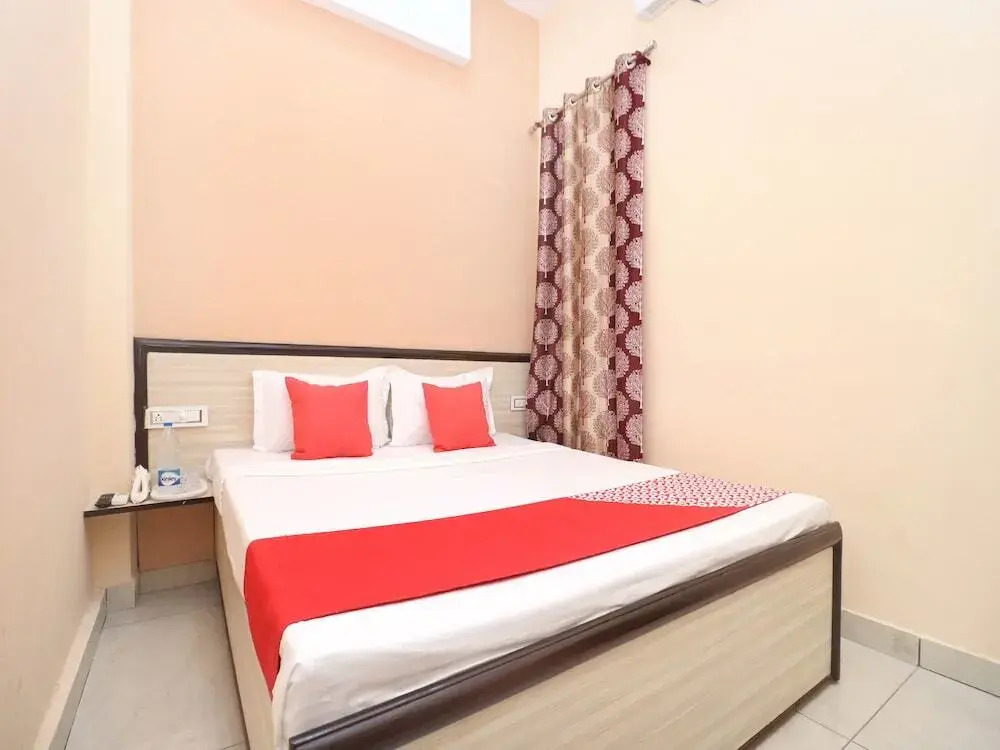 Pryag Guest House By OYO Rooms