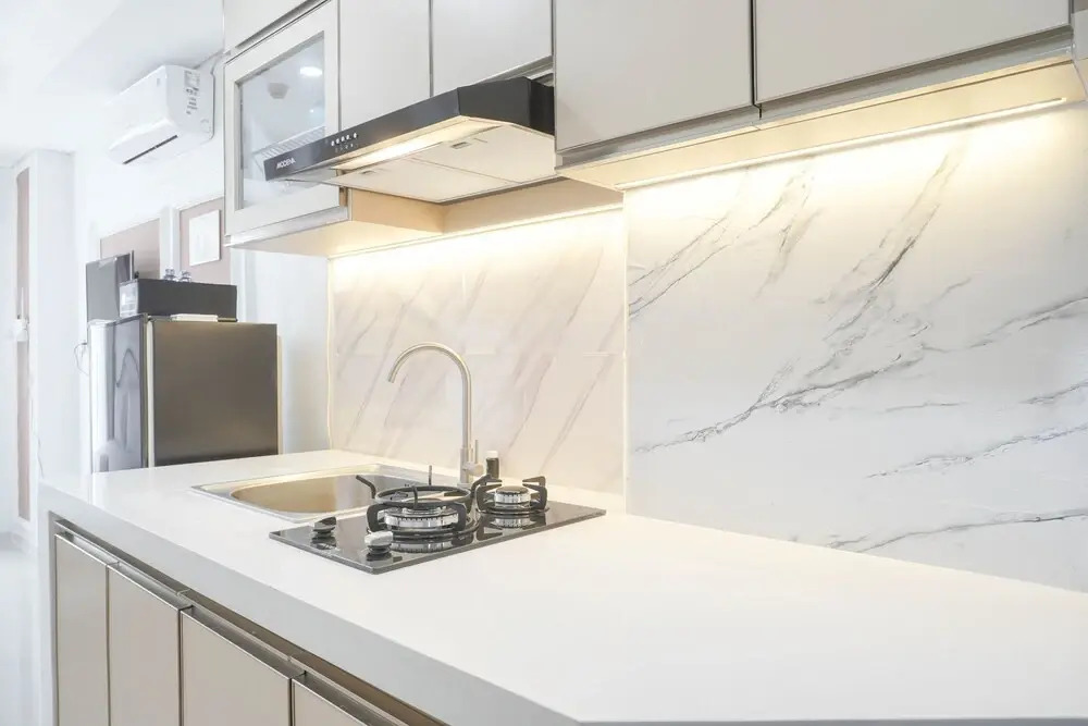 Nice And Strategic Studio At Daan Mogot City Apartment