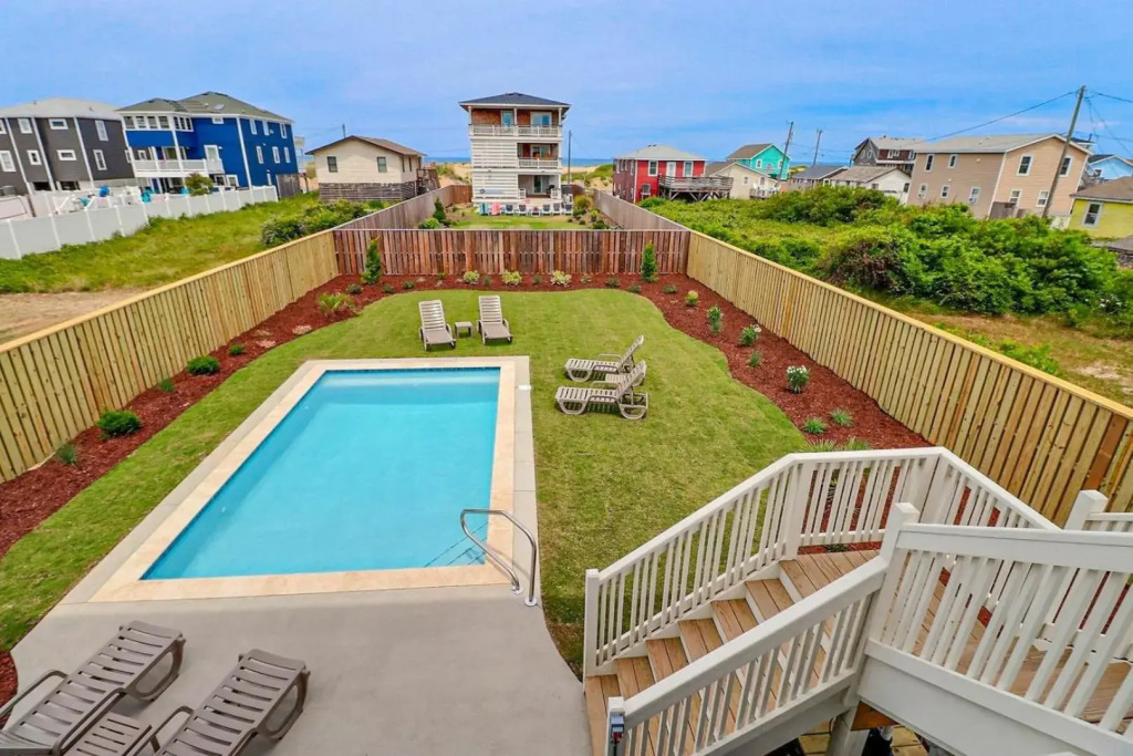 4071 Masterpiece 3 Min Walk to Beach
