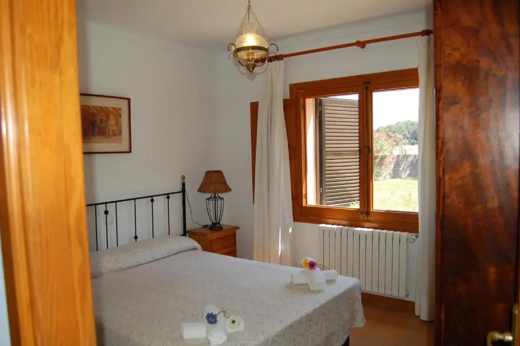 AGUAIT - Villa approximately aprox 4O OOO meters PLUS PRIVATE mountain approx 3 minutes walking from the beach Ideal for relaxation sport