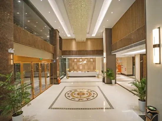 Qianmei International Hotel (Shaoguan Nanxiong Covered Bridge)
