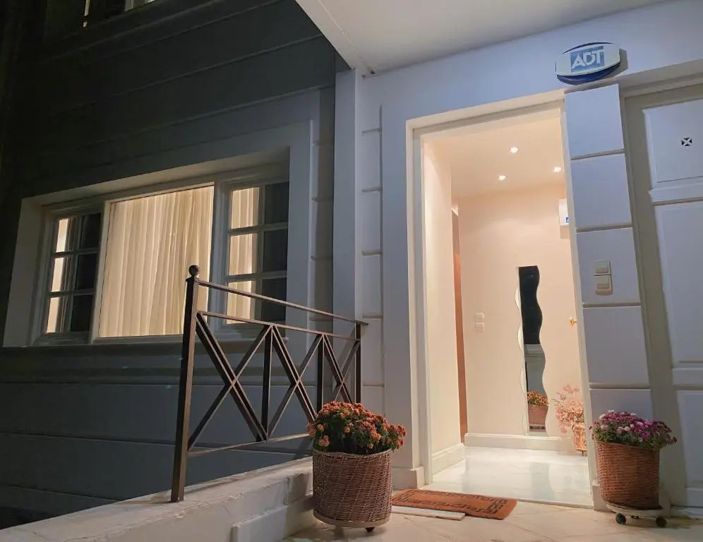 Pendelis Luxury