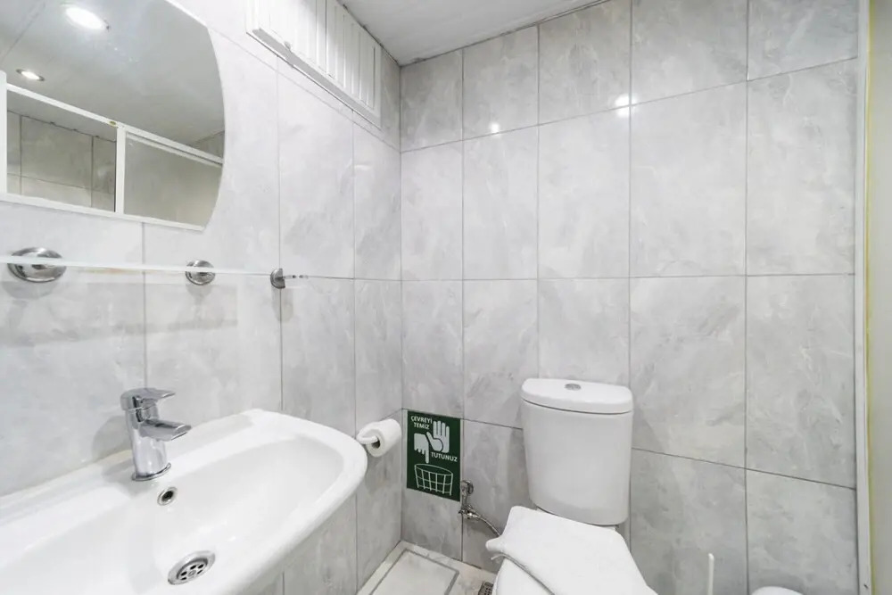 Spacious Flat With Backyard in Muratpasa