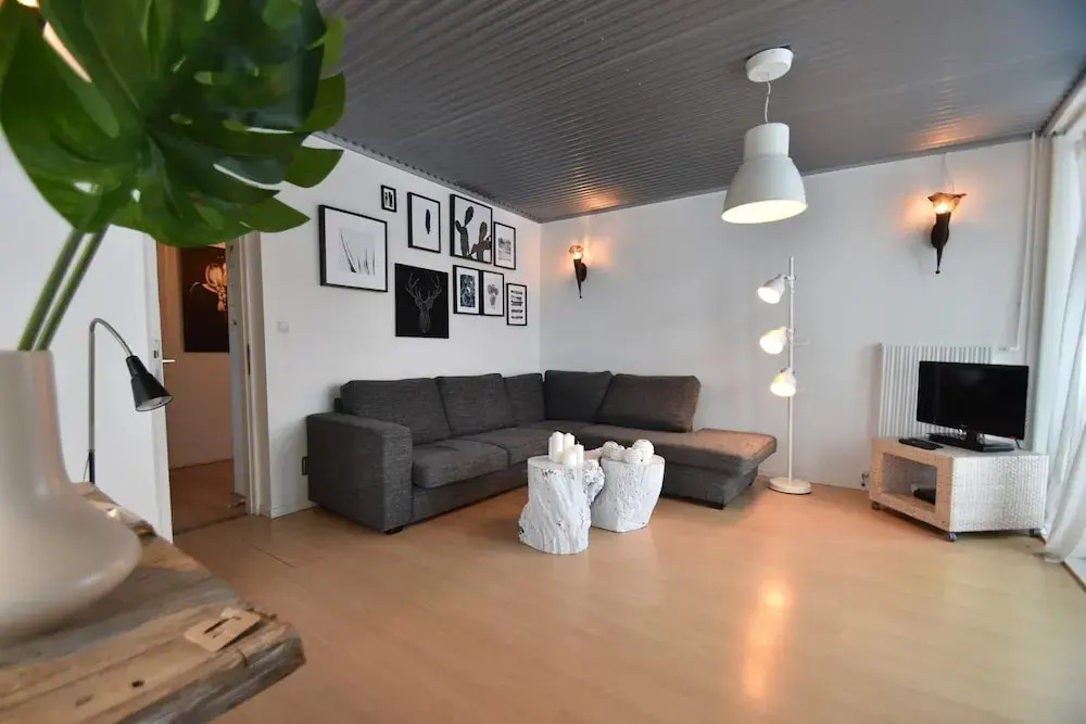 Spacious Apartment in Bergen aan Zee With Terrace