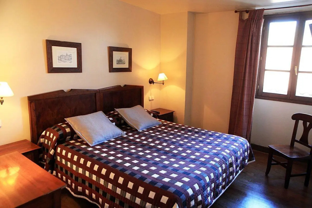 Hostal Antxitonea