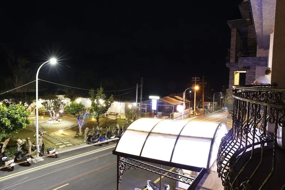Lunatis Bay Hotel