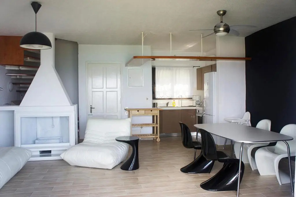 Possidi Aigaiopelagitika 2-floor beach house