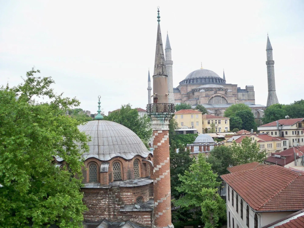 Modern Sultan Hotel
