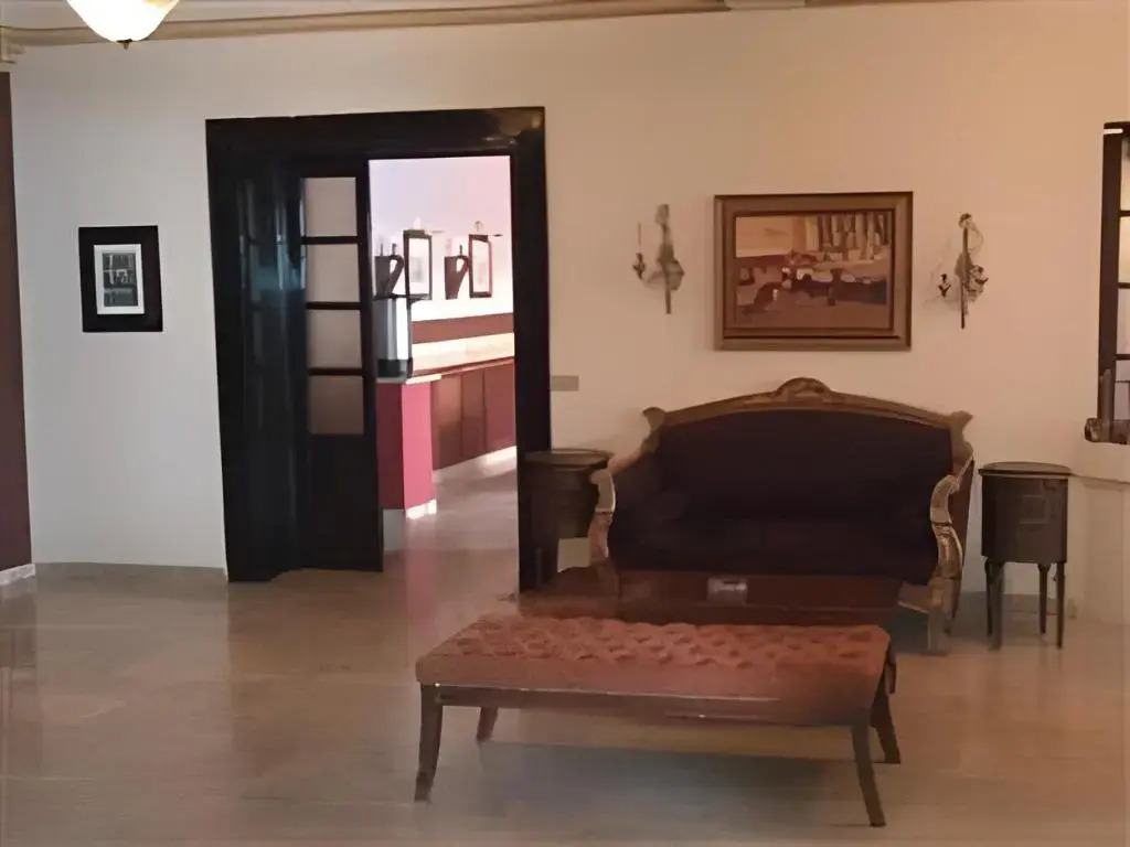 Shepherd Hotel