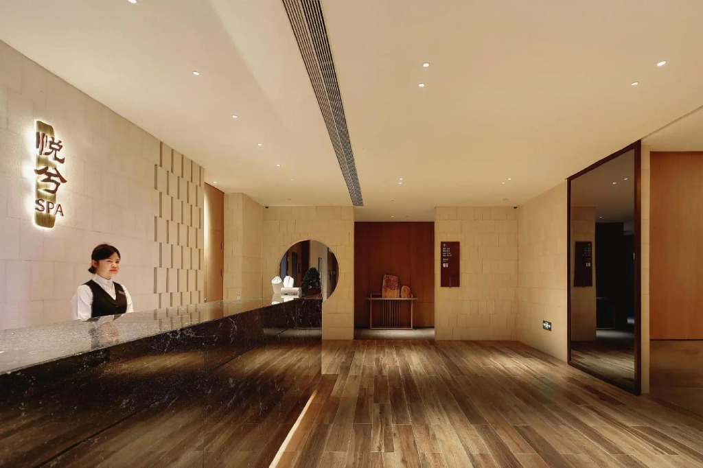Donghua Apartment