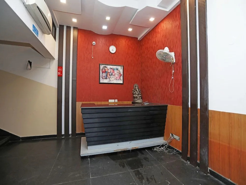 OYO 17257 Stay Inn