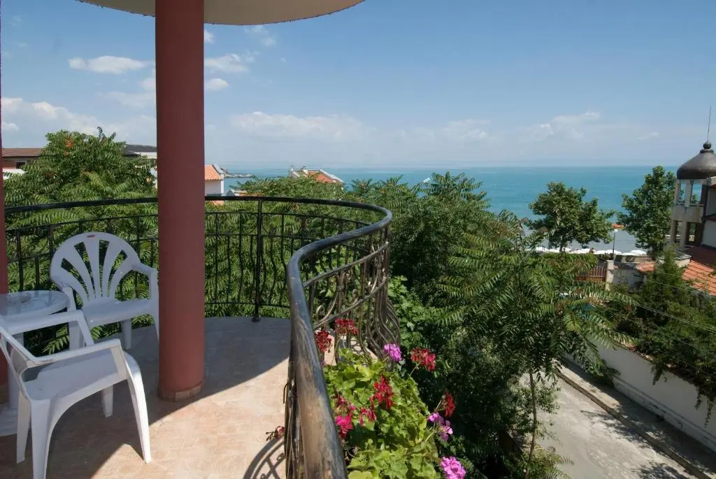 Vromos Guest Rooms
