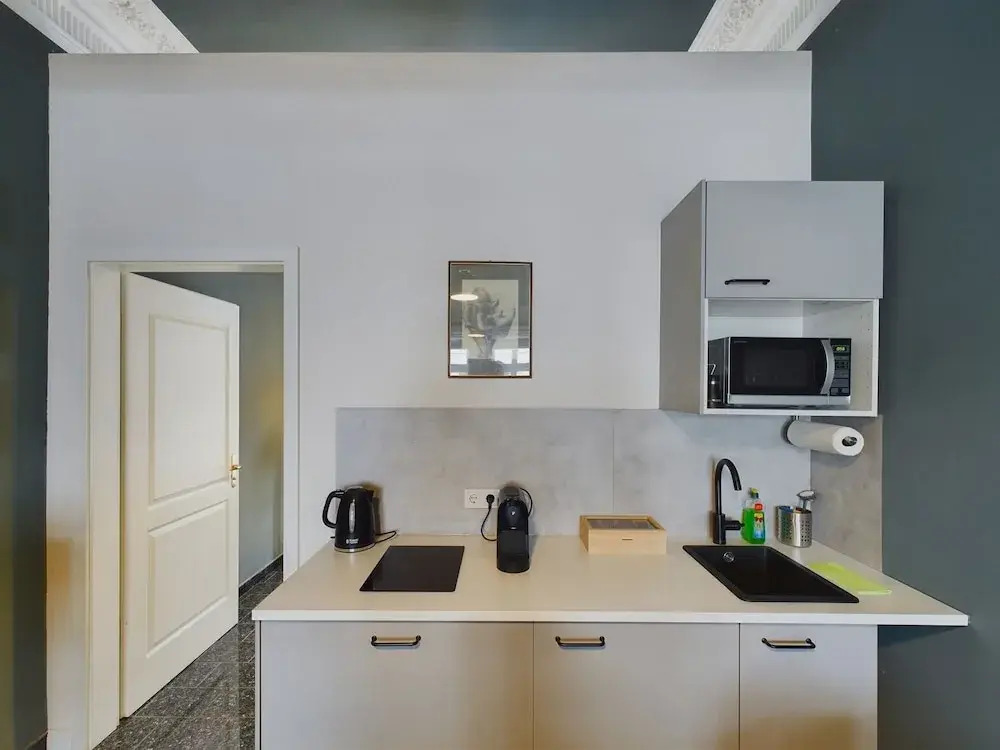 Art Apartments
