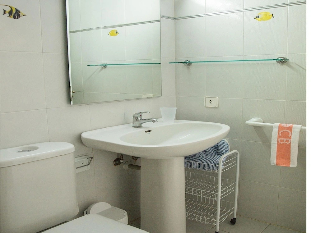 Spacious Holiday Home in Torroella de Montgrí With Swimming Pool