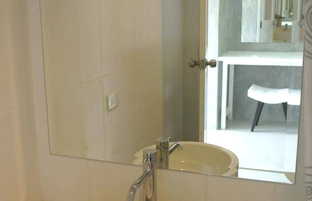 Ban's Avenue Guest House