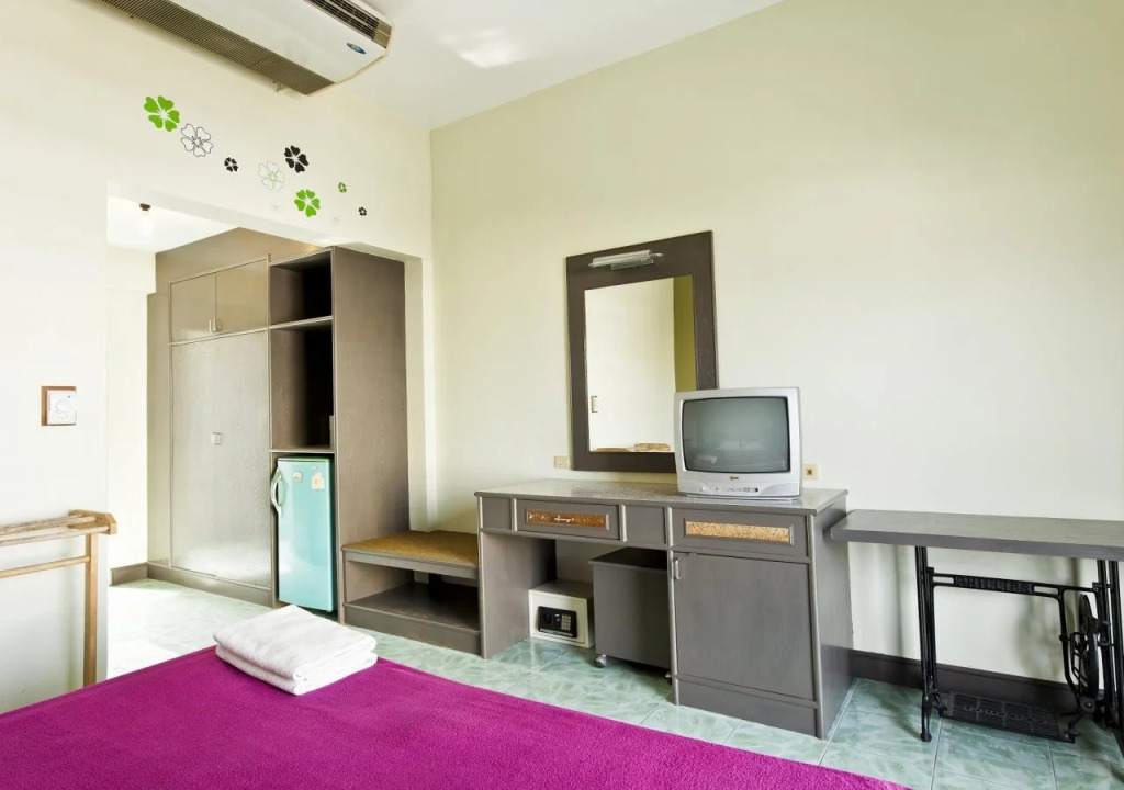 Baan Nitra Guesthouse