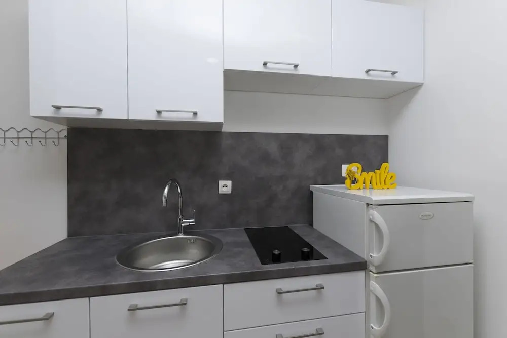 Apartments and Room Central Position