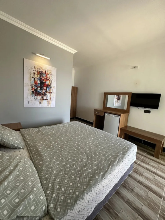 Sandhill Hotel
