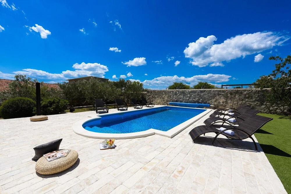 Villa Elder ZadarVillas