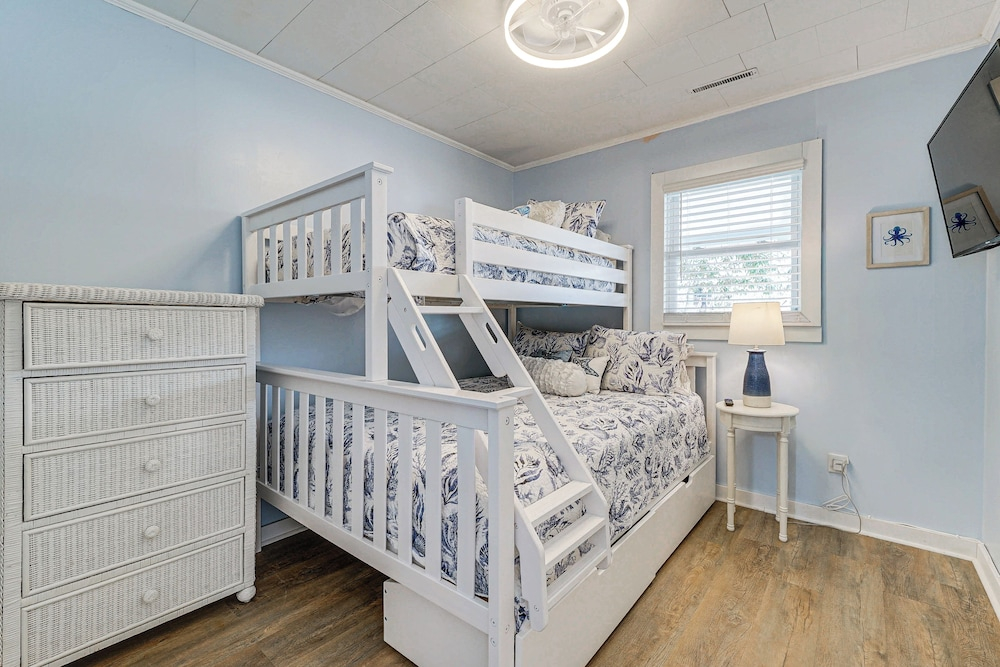 < 1 Mi to Beach: Oak Island Retreat w/ Swim Spa!